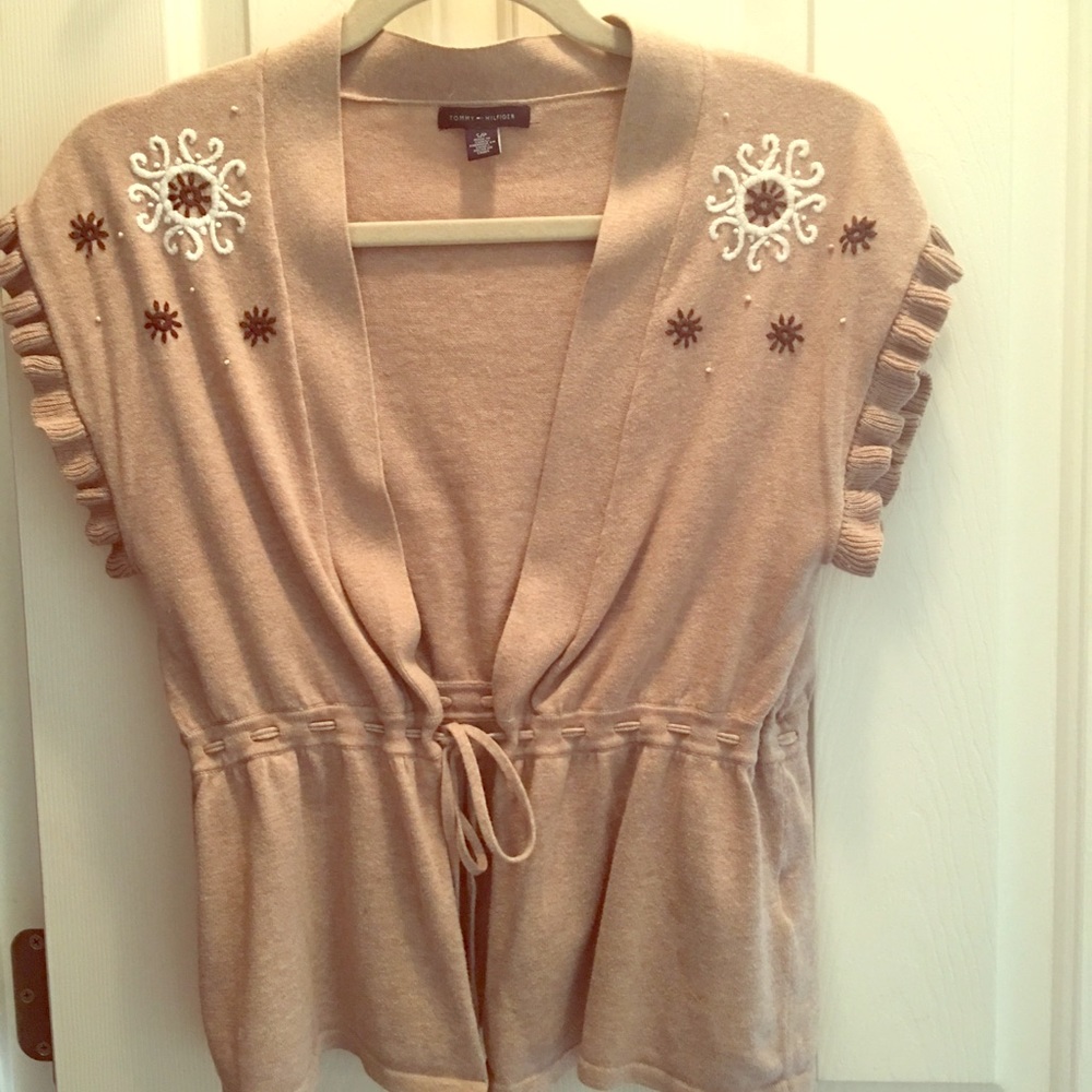 Tommy Hilfiger sleeveless embroidered sweater